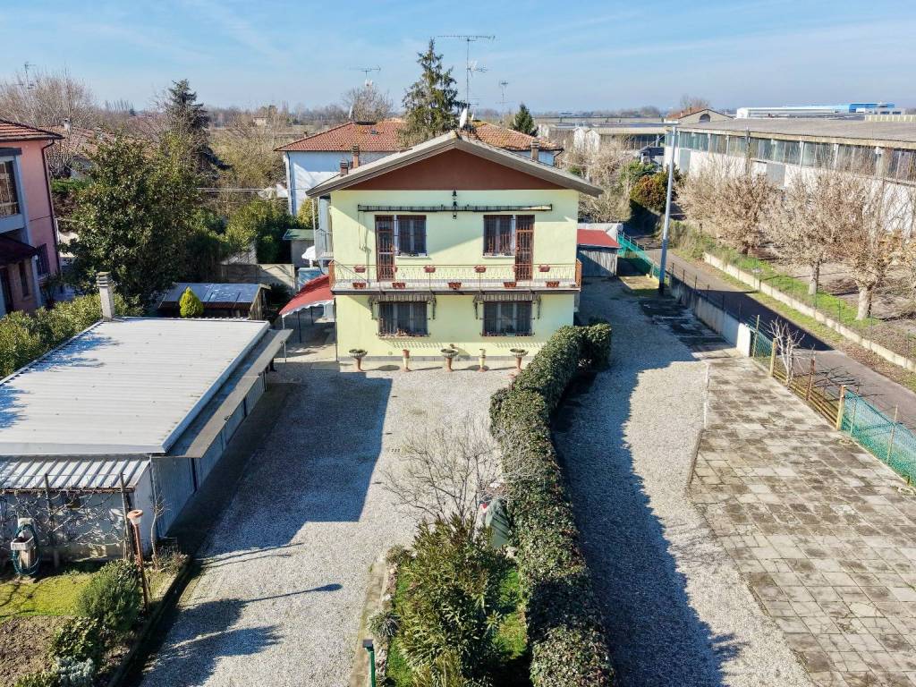 Villa a Malalbergo in Via Nazionale - Foto 2
