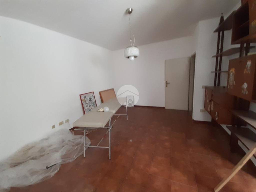 Immobile a Lugo in UFFICIO VIA CENTO, 158 - Foto 2