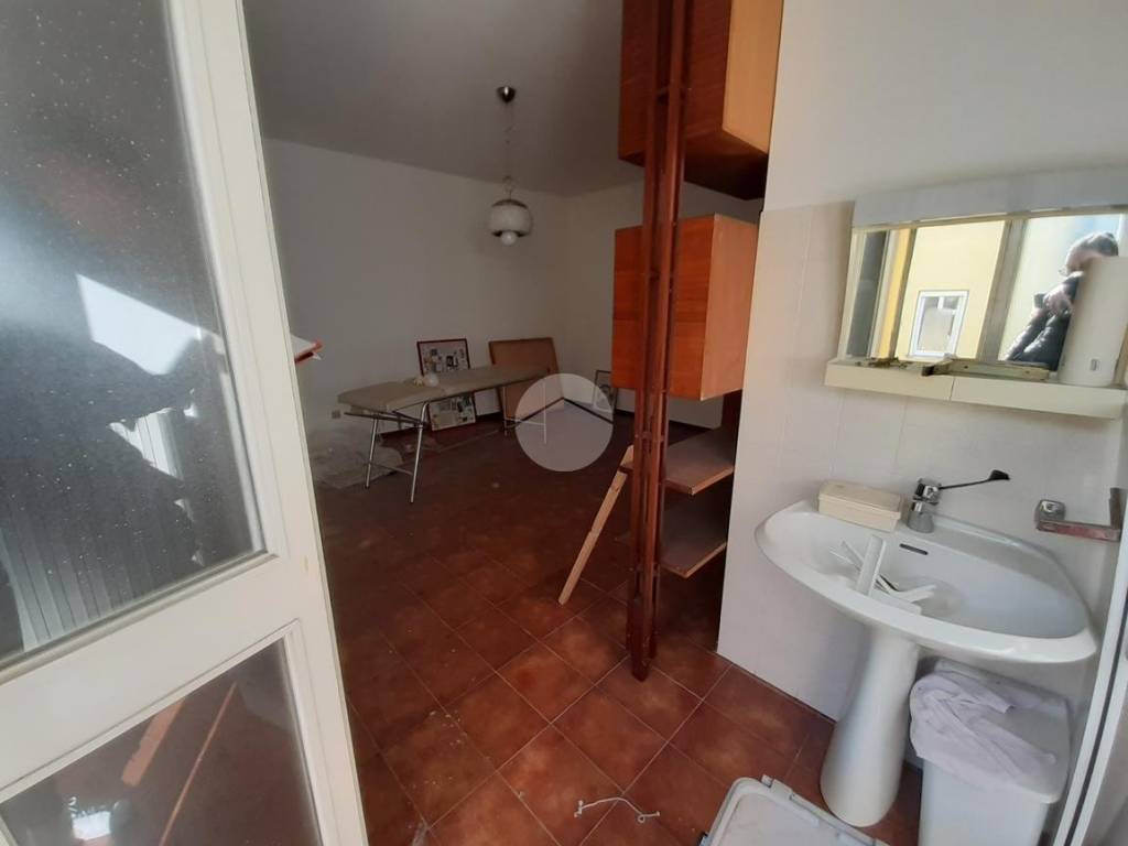 Immobile a Lugo in UFFICIO VIA CENTO, 158 - Foto 4