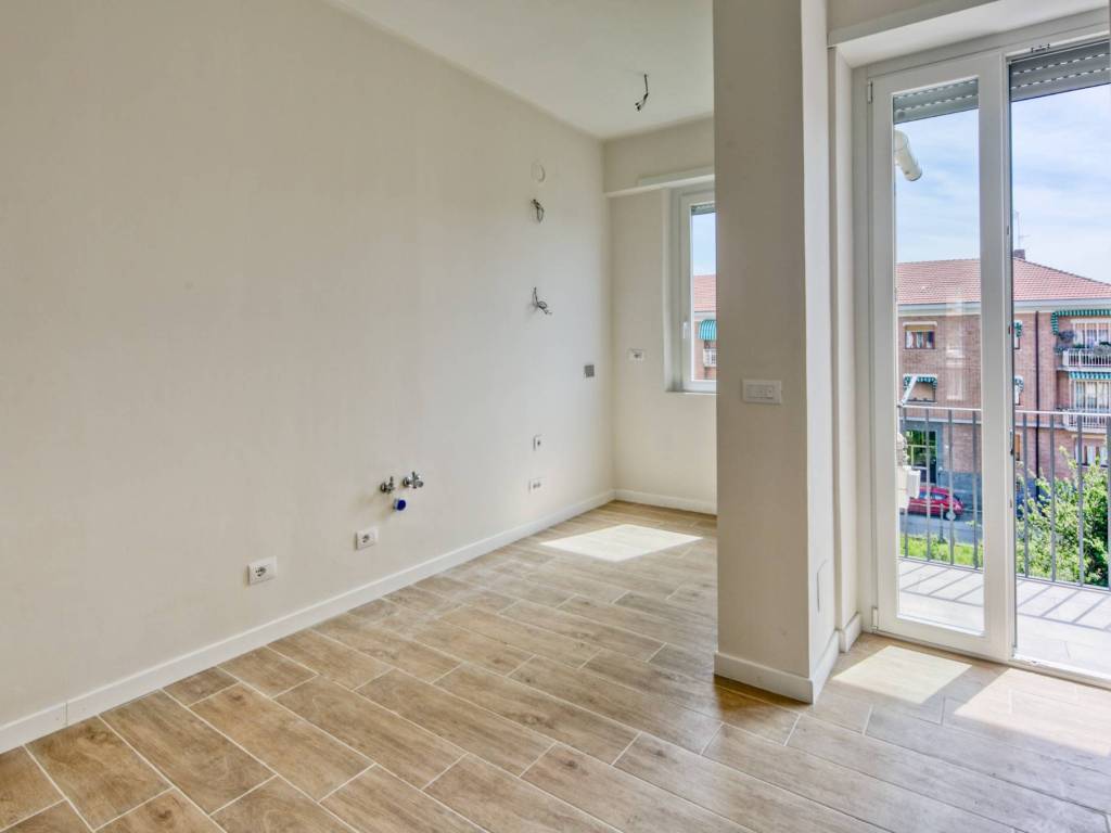 Appartamento a Moncalieri in Via Camillo Benso di Cavour - Foto 2