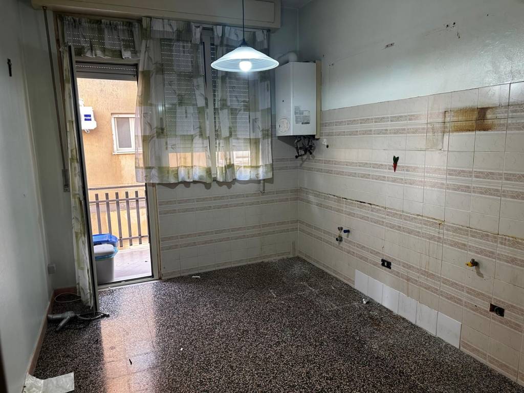 Appartamento a Catanzaro in Via Raffaele Piccoli - Foto 4