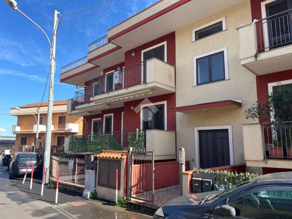 Appartamento a Giarre in Via Principessa di Piemonte, 16 - Foto 2