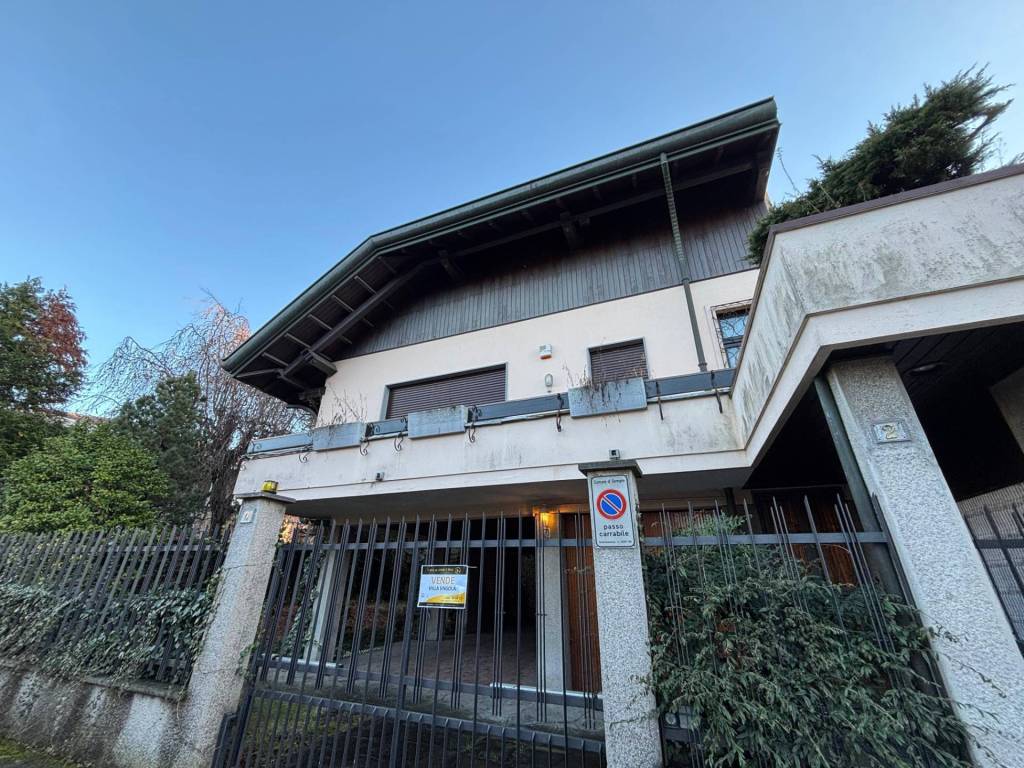 Villa a Seregno in Via Sant'Antonio, 2 - Foto 2