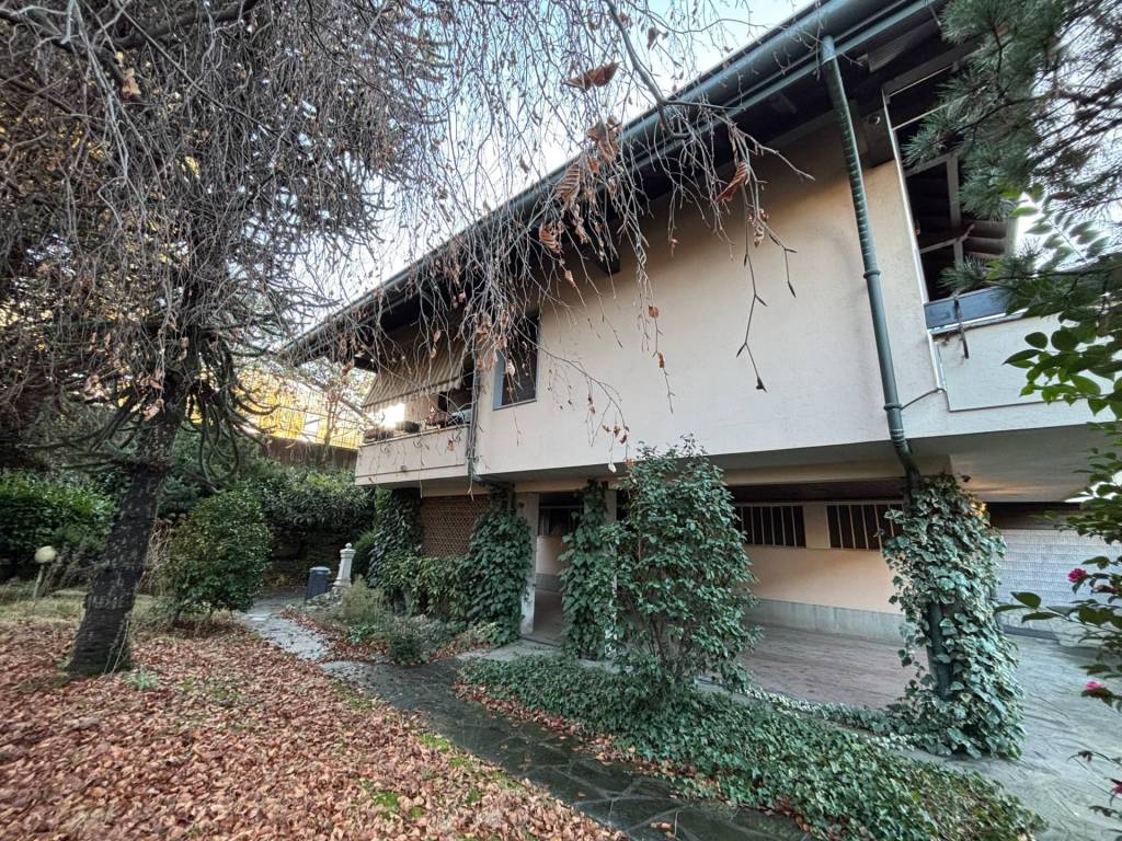 Villa a Seregno in Via Sant'Antonio, 2 - Foto 4