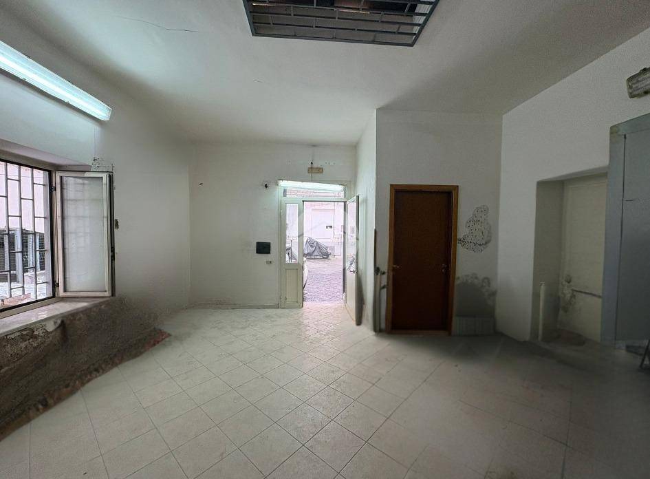 Immobile a Napoli in Via Aquila, 120 - Foto 2