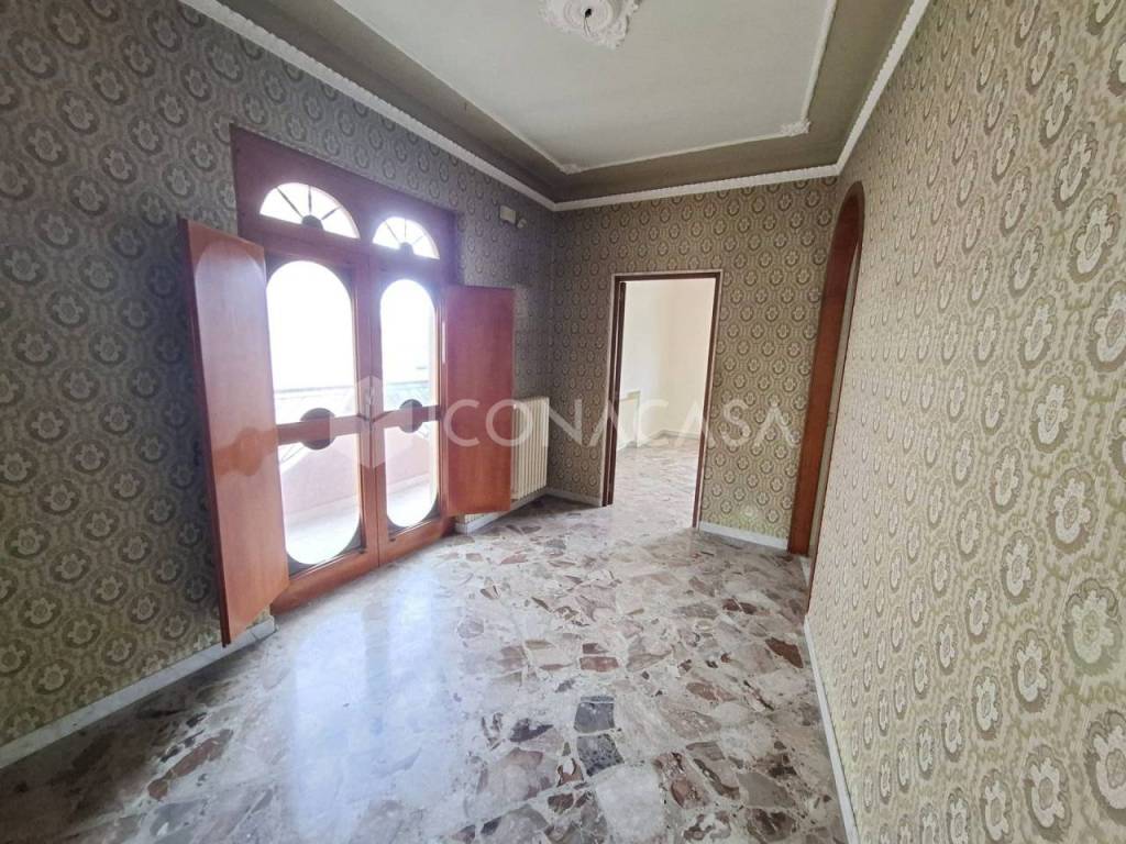 Casa indipendente a Adelfia in Via Sabotino, 37 - Foto 3