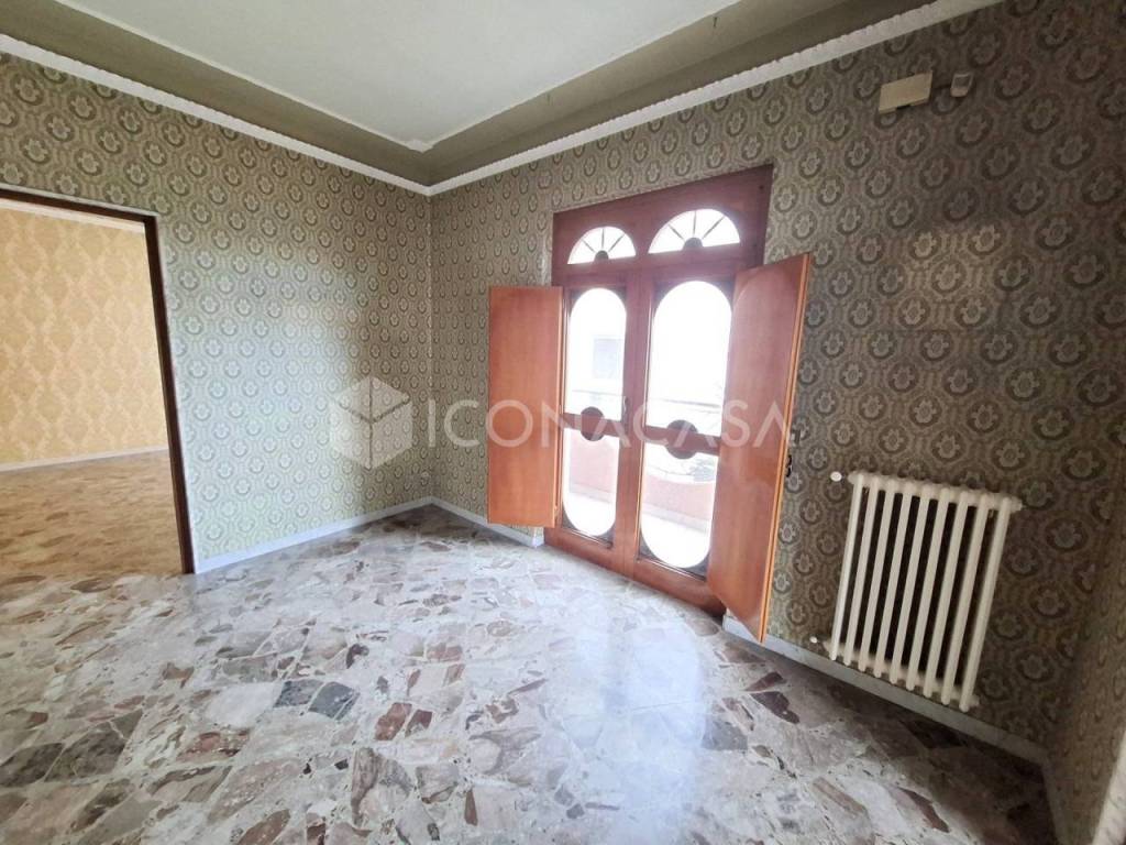 Casa indipendente a Adelfia in Via Sabotino, 37 - Foto 4
