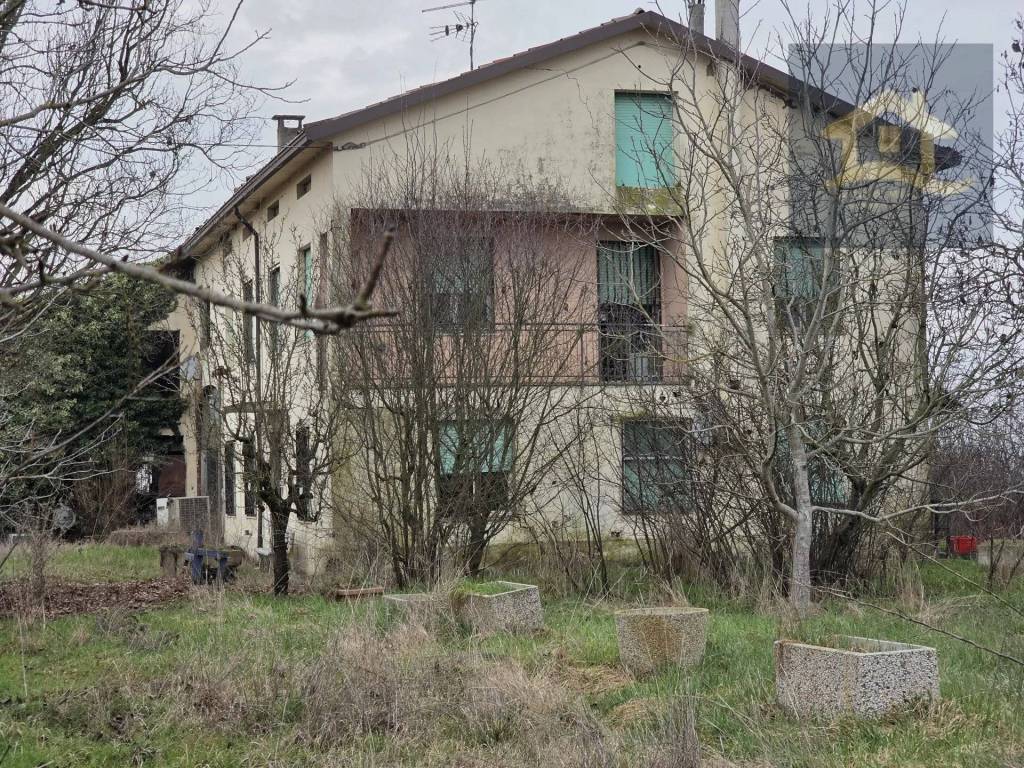 Casa indipendente a Sorbolo mezzani in Via Tomba - Foto 2