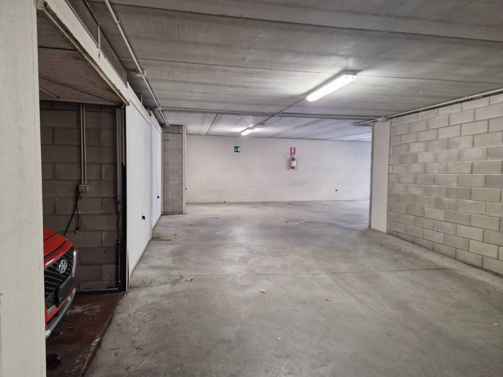 Box / garage a Trieste in Via San Cilino, 69 - Foto 3