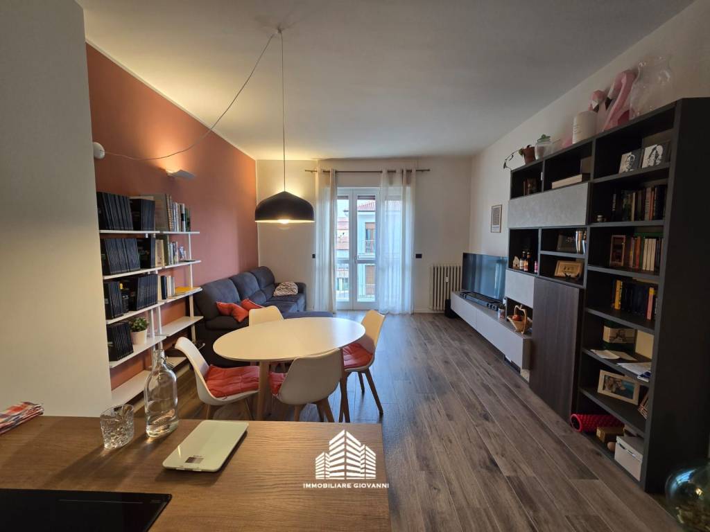 Appartamento a Bra in Via Luigi Mercantini, 13 - Foto 2