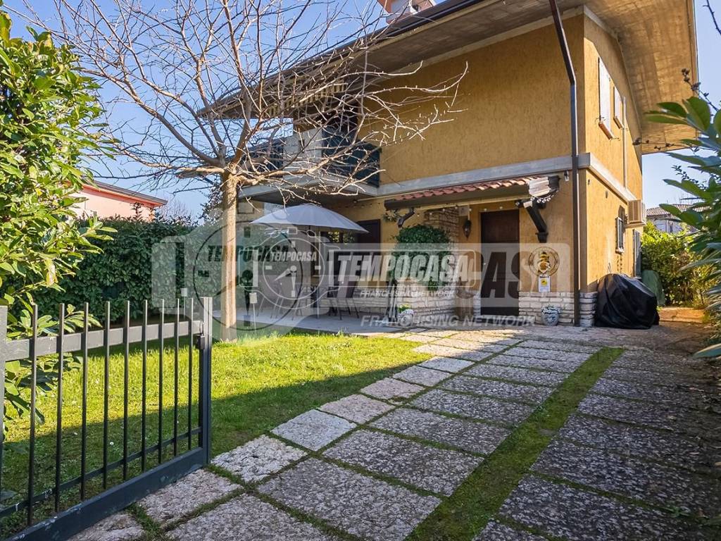 Appartamento a Sirmione in Via Giacomo Matteotti - Foto 5
