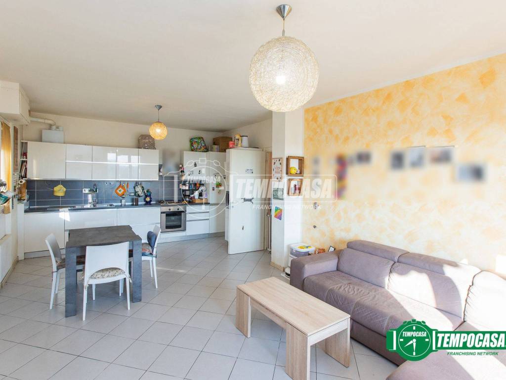 Appartamento a Busto arsizio in Via delle Cicale 2 - Foto 3