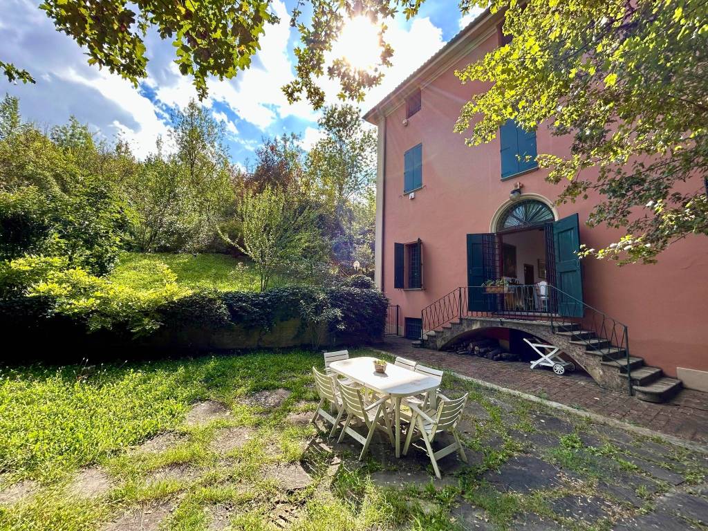Appartamento a Bologna in Via di Barbiano - Foto 2