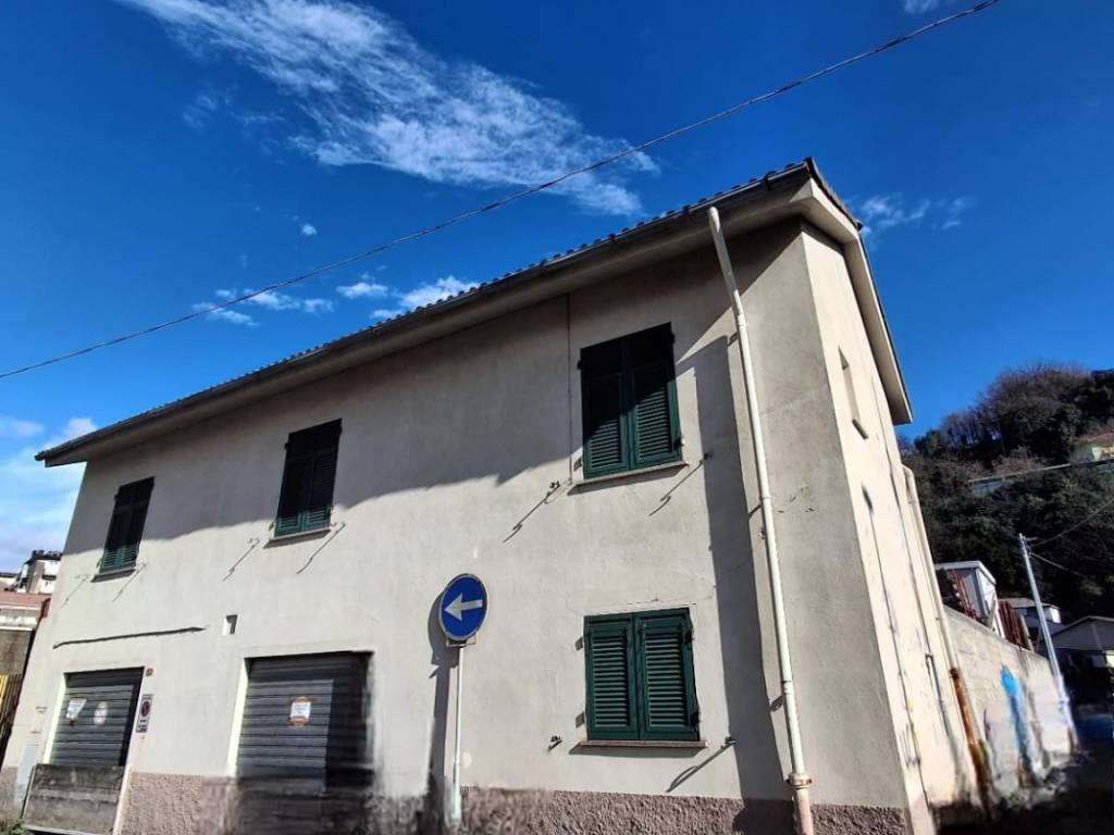 Villa a Genova in Via Carnia, 95 - Foto 2