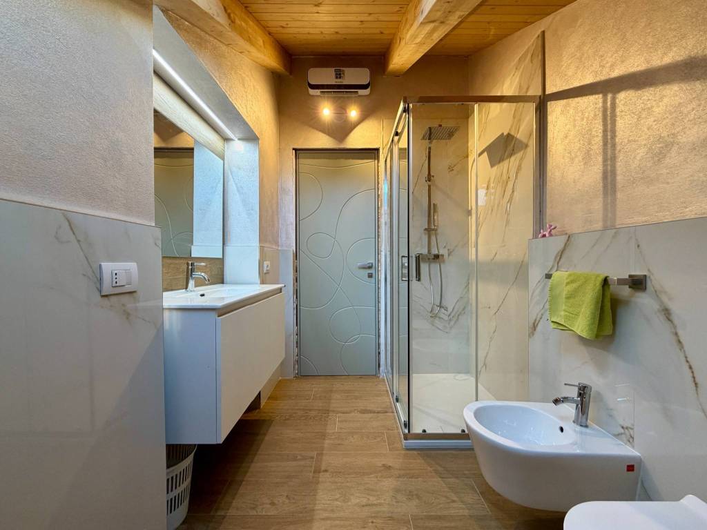 Attico / mansarda a Alba in Corso Bra, 62 - Foto 5