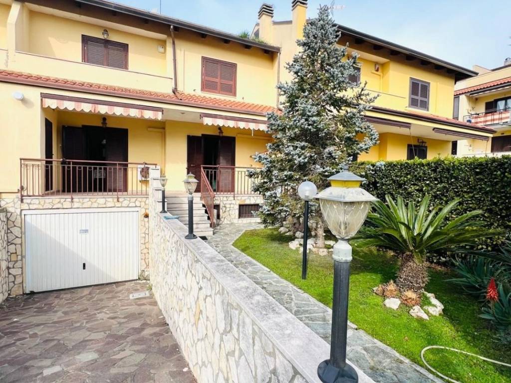 Villetta a schiera a Giugliano in campania in Via San Nullo - Foto 3