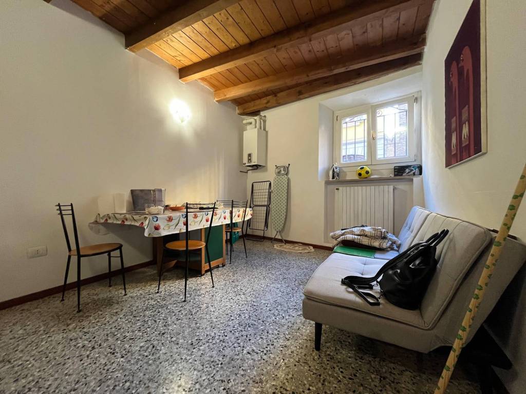 Appartamento a Ferrara in Via Borgo dei Leoni - Foto 4