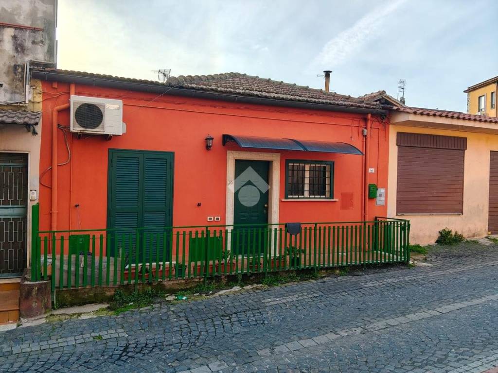 Appartamento a Lariano in via manzoni, 14 - Foto 2