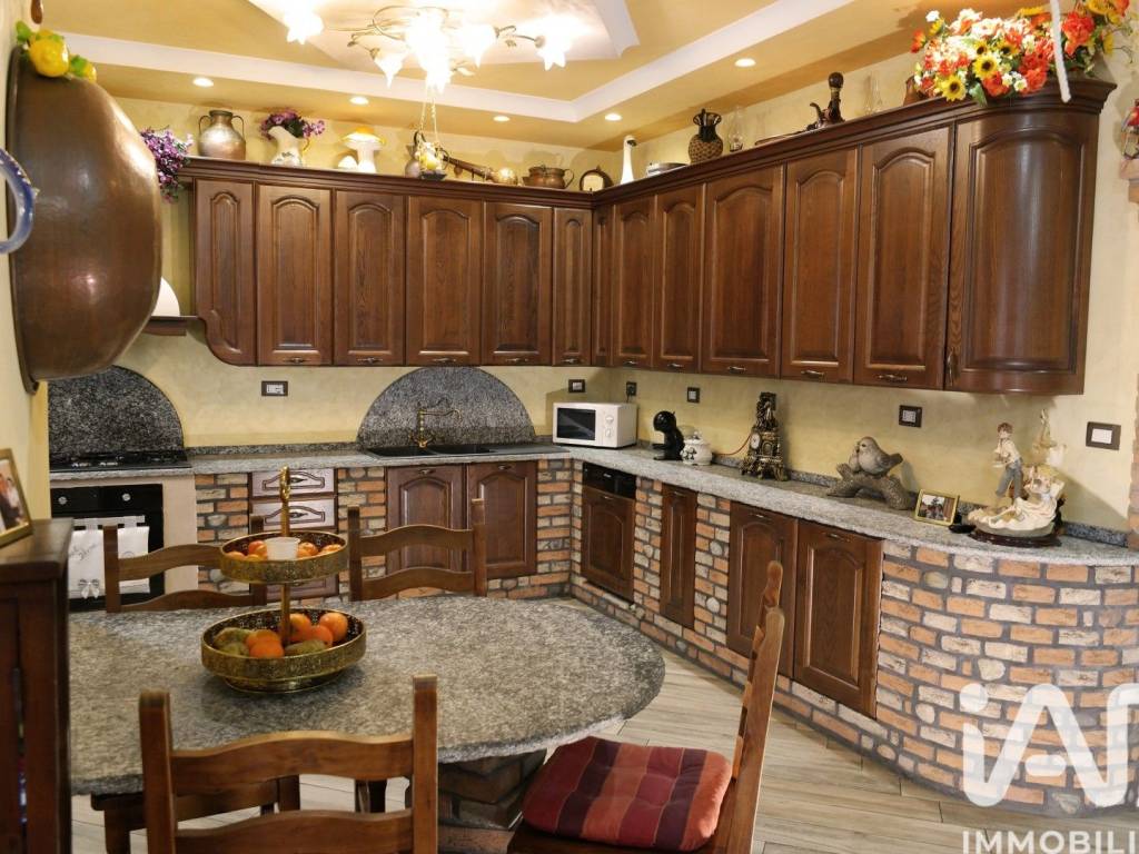 Appartamento a Lonate pozzolo in Via Carlo Poma, 30 - Foto 3