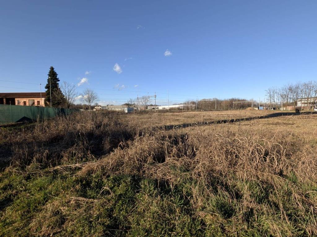 Terreno a Magnago in Via Fratelli Vigorelli - Foto 2