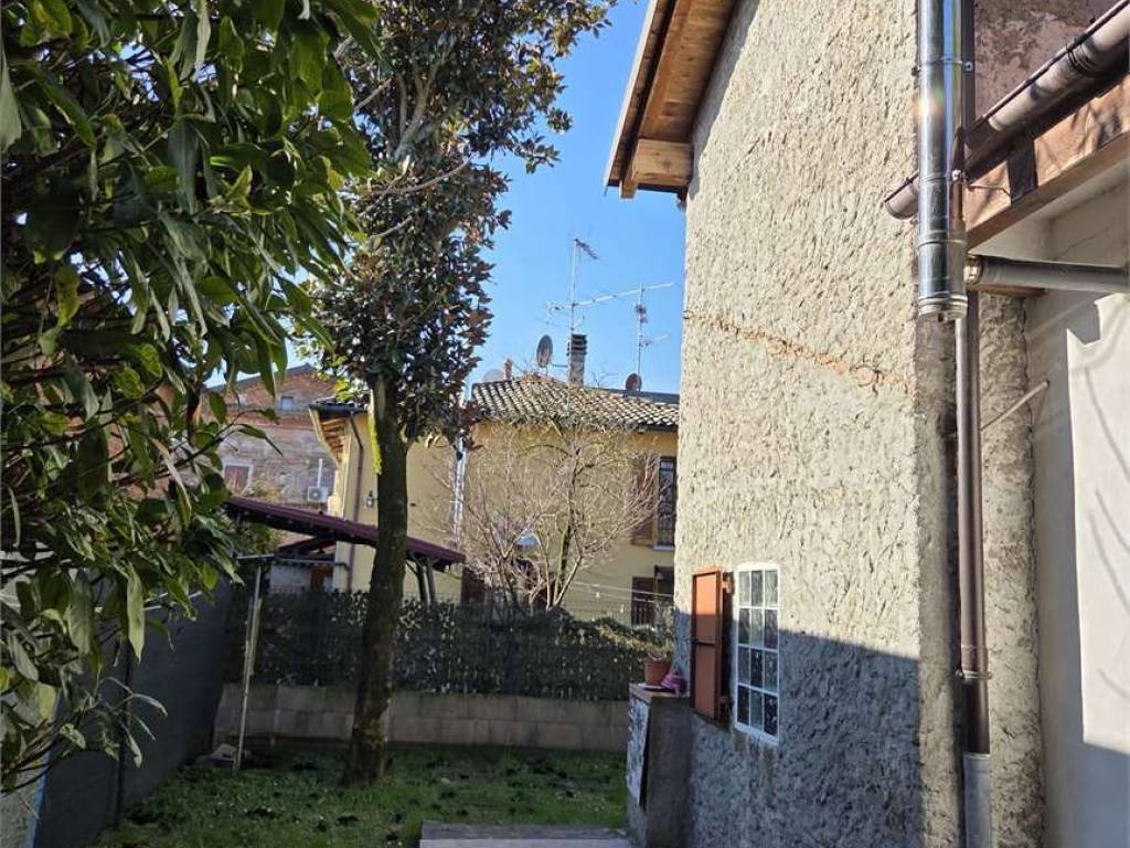 Villa a Budrio in MADDALENA DI CAZZANO CENTRO - Foto 4