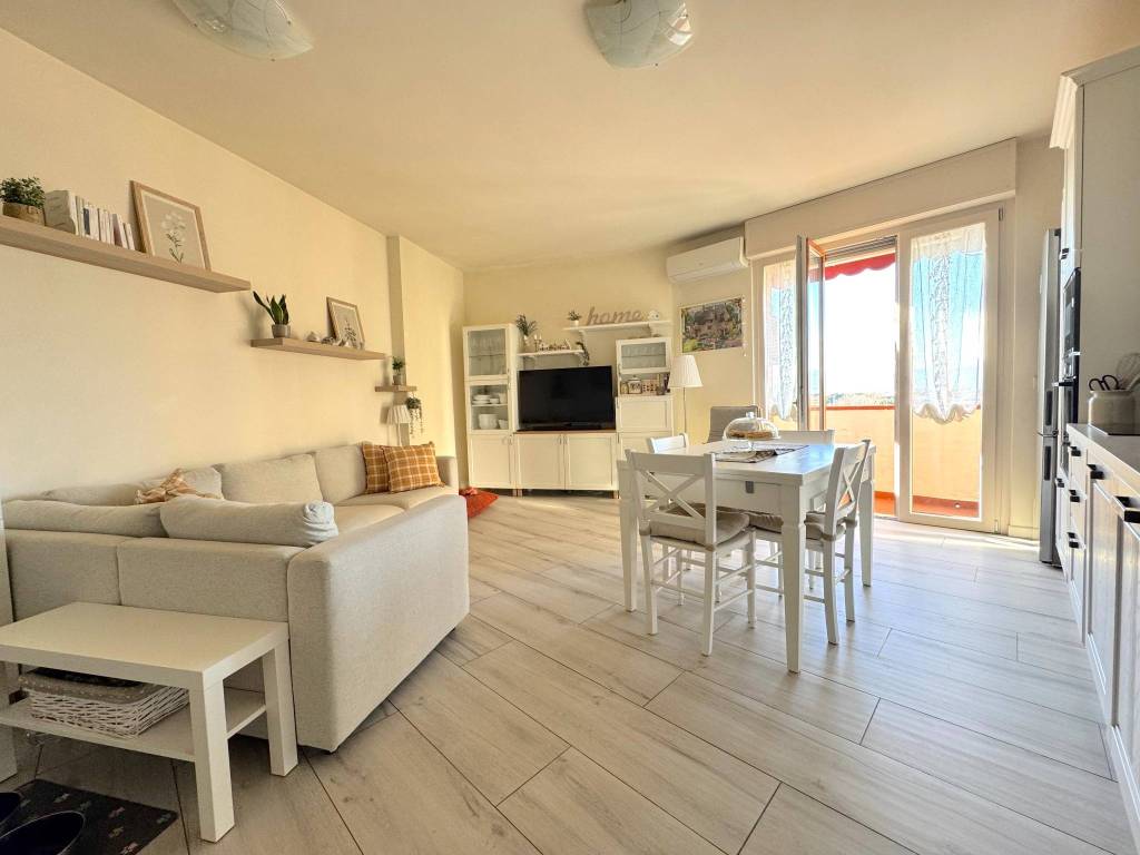 Appartamento a Prato in Via Tagliamento - Foto 5