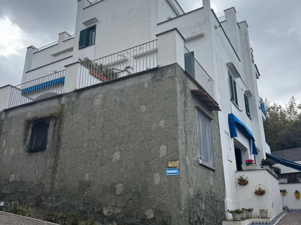 Palazzo / stabile a Forio in Via Prima Cimmento Rosso - Foto 5