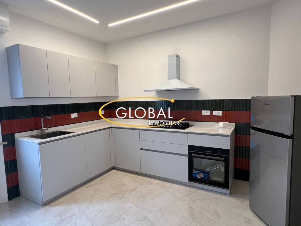 Appartamento a Ancona in Via Offagna, 2 - Foto 2