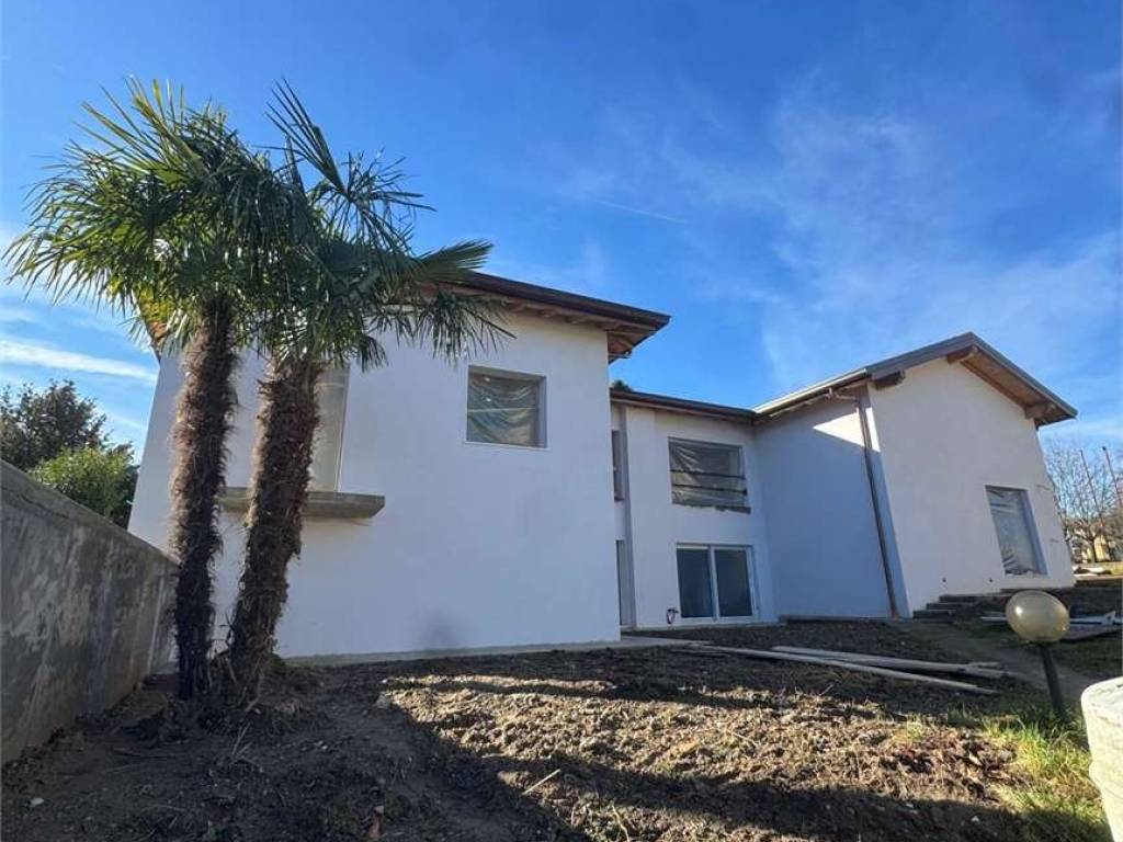 Appartamento a Inverigo in VIA S GIOVANNI BOSCO - Foto 2