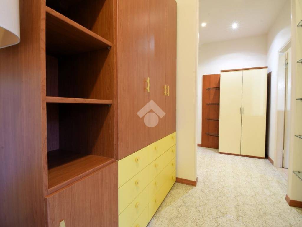 Appartamento a Rozzano in Via Eugenio Curiel, 44 - Foto 5