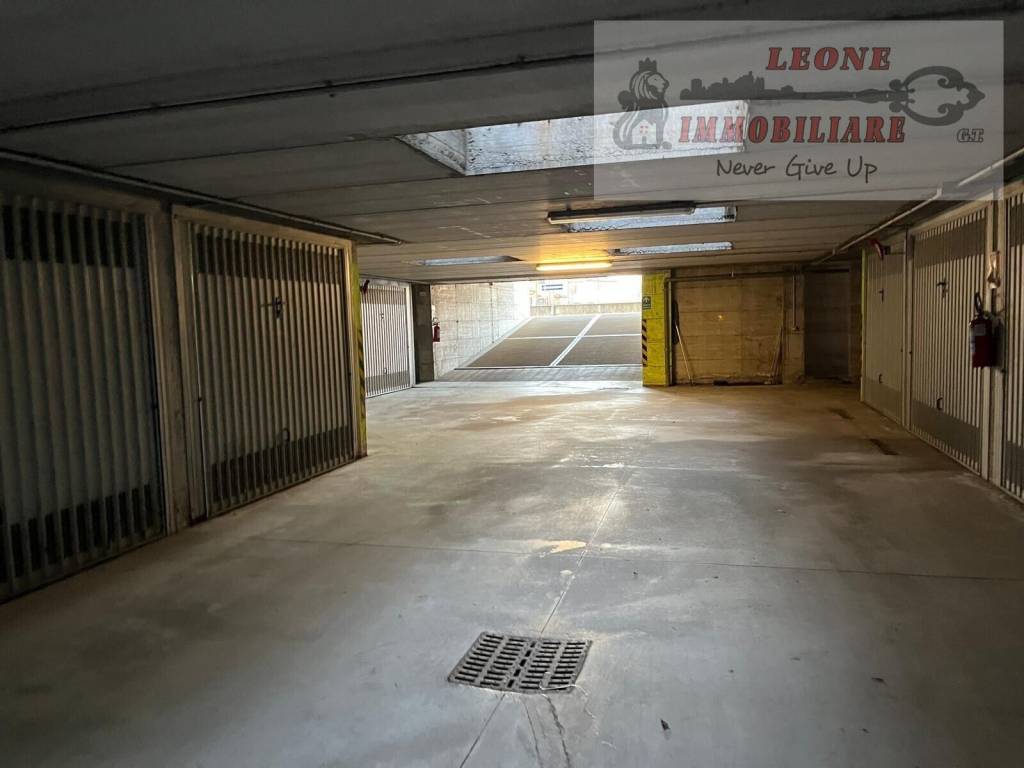 Box / garage a Marzano in Piazza Cesare e Battista Milani, 4 - Foto 4