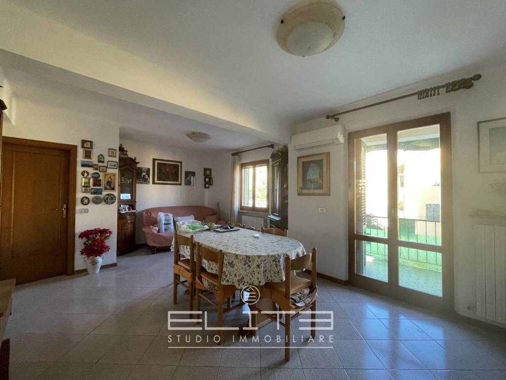 Appartamento a Ancona in VIA CAMERANO - Foto 2