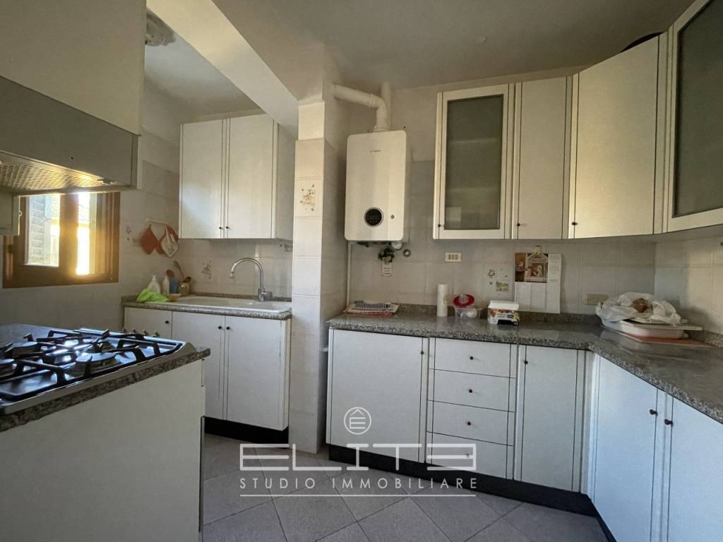 Appartamento a Ancona in VIA CAMERANO - Foto 4