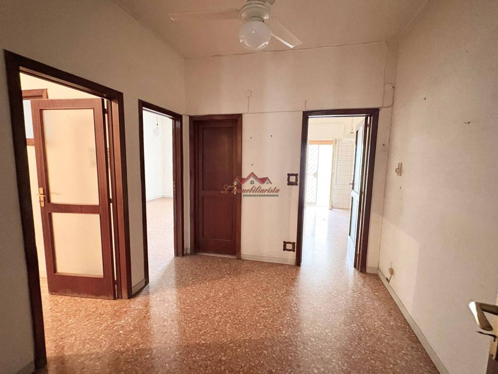 Appartamento a Bari in Via Alessandro Manzoni - Foto 4
