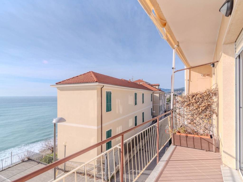 Appartamento a Borgio verezzi in Via della Cornice, 33 - Foto 3