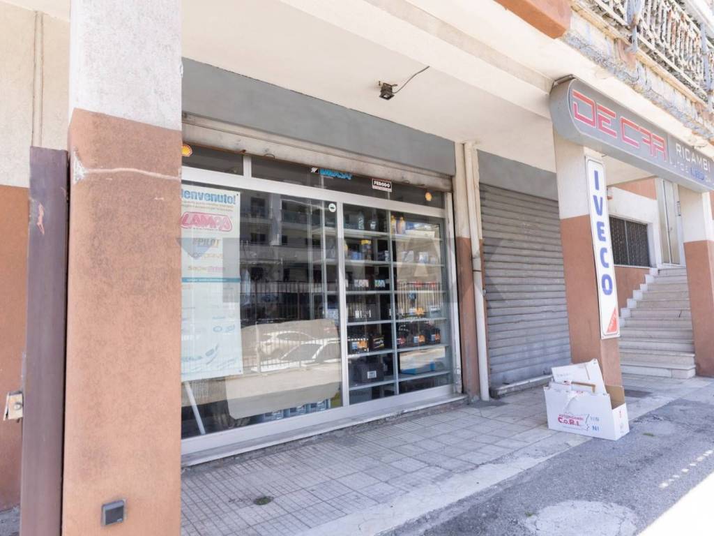 Immobile a Messina in strada statale 114 - Foto 4