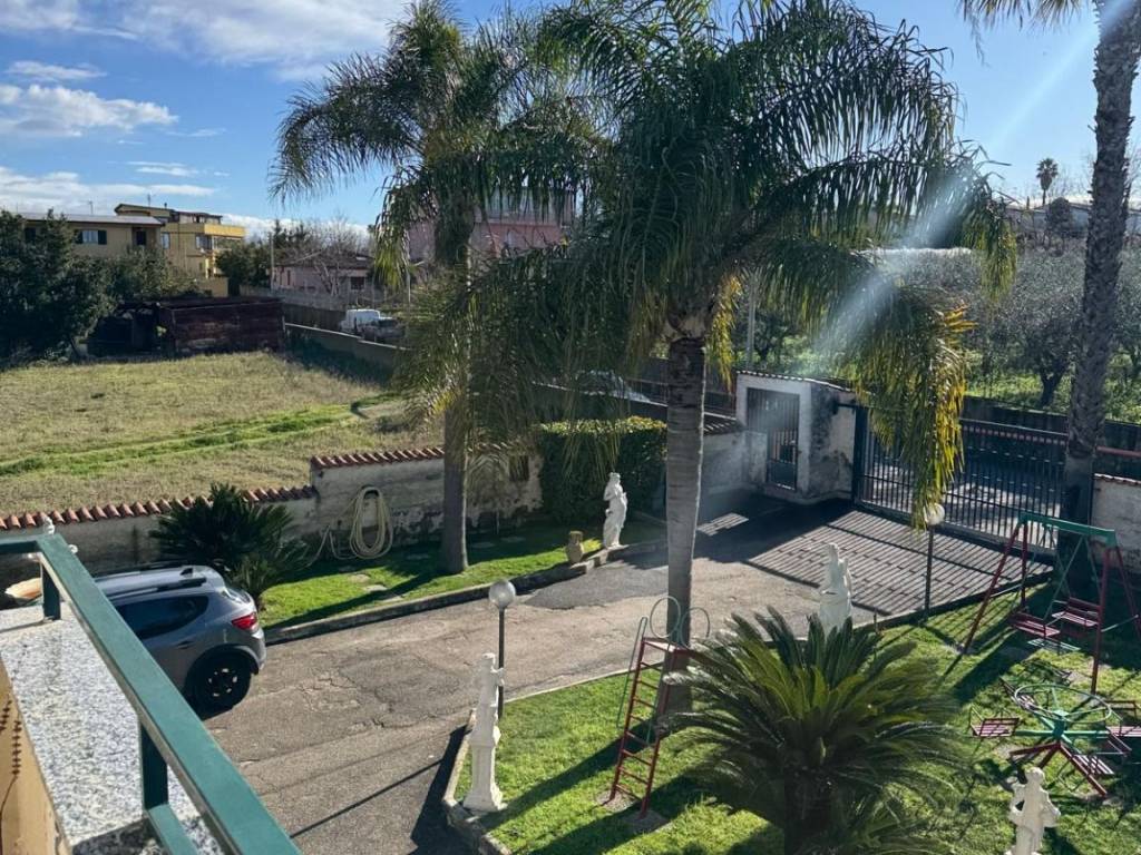 Palazzo / stabile a Giugliano in campania in Viale Canosa - Foto 3
