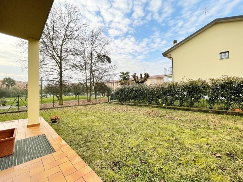 Villetta a schiera a Alzate brianza in Via Sandro Pertini - Foto 3