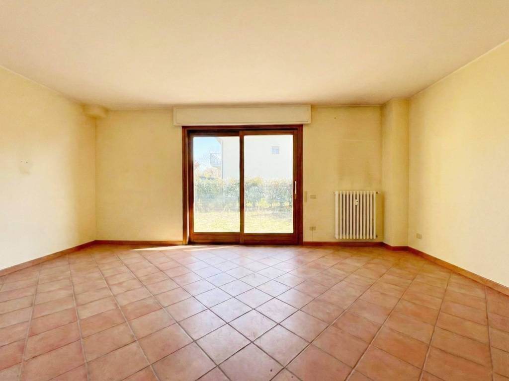Villetta a schiera a Alzate brianza in Via Sandro Pertini - Foto 5
