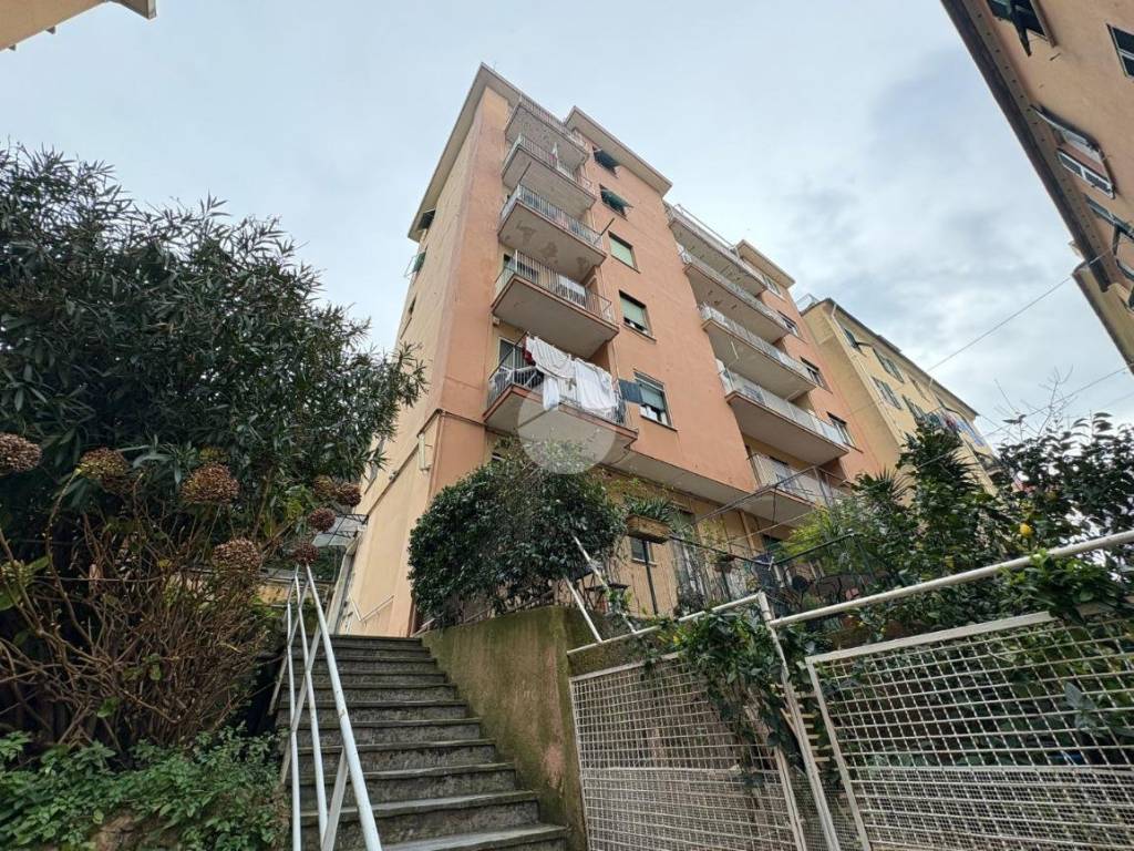 Appartamento a Genova in Via del Campasso, 29 - Foto 2