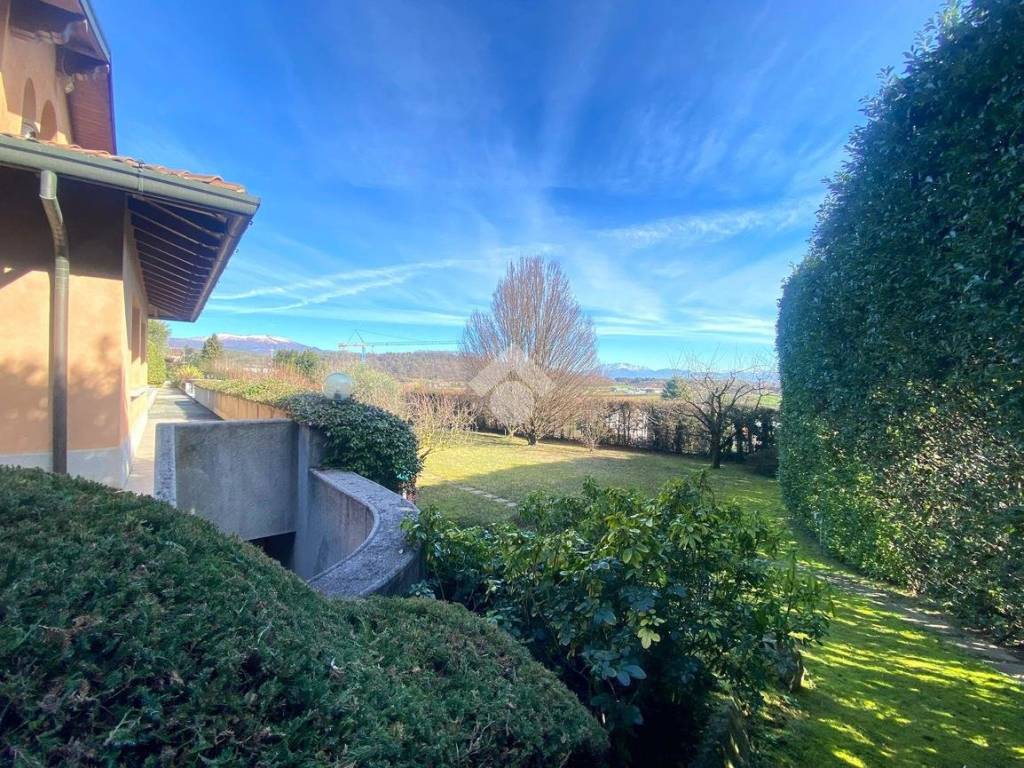 Villa a Cantù in Via Cervino, 12 - Foto 5