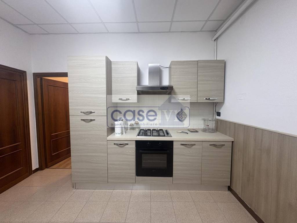 Appartamento a Verona in Via Giosuè Carducci, 17 - Foto 5