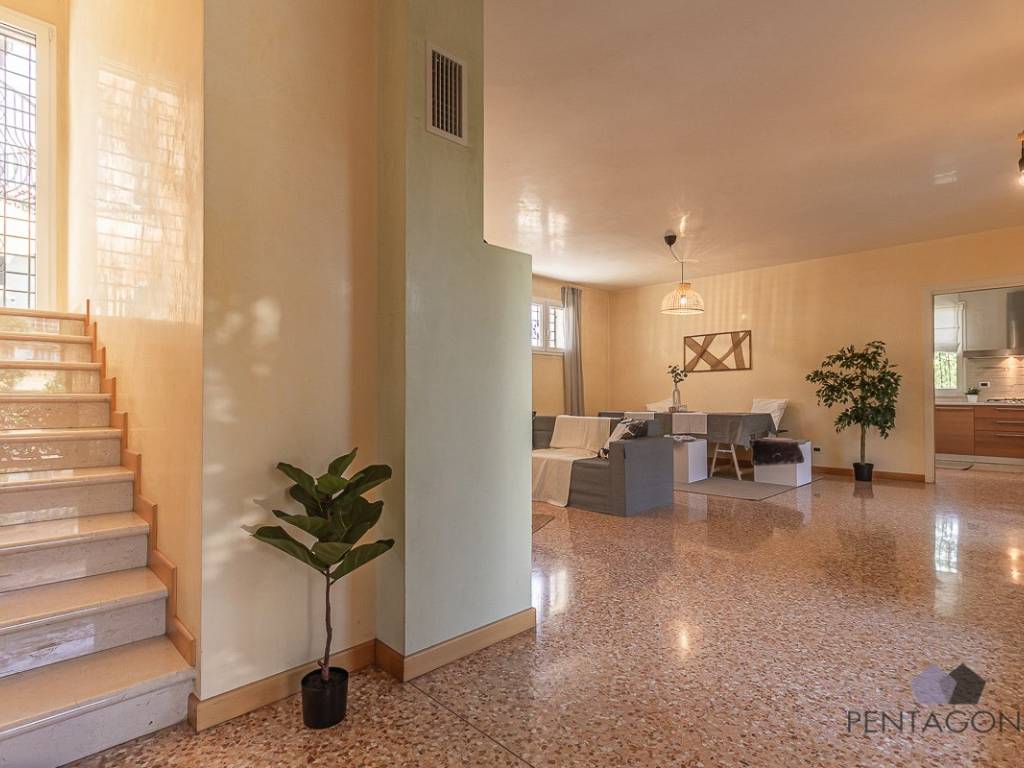 Casa indipendente a Padova in Via Giovanni Salce, 2 - Foto 3