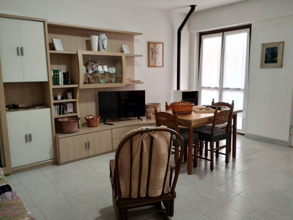 Appartamento a Castano primo in Vicolo Annunciata - Foto 4