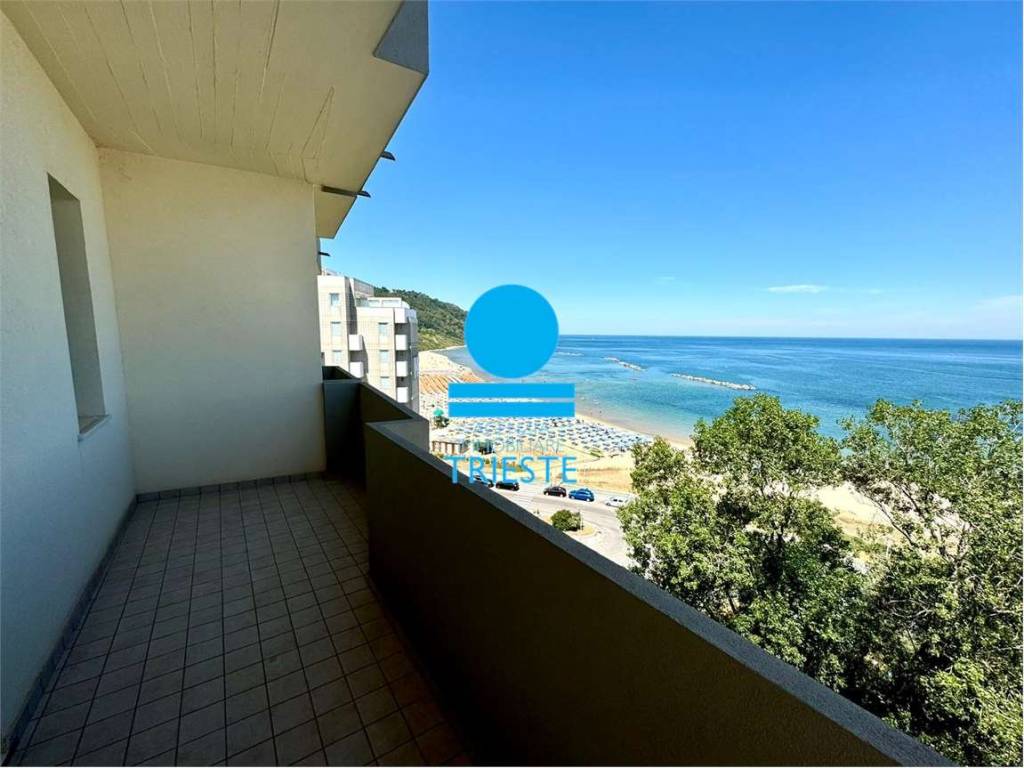 Appartamento a Pesaro in viale berna, 12 - Foto 2