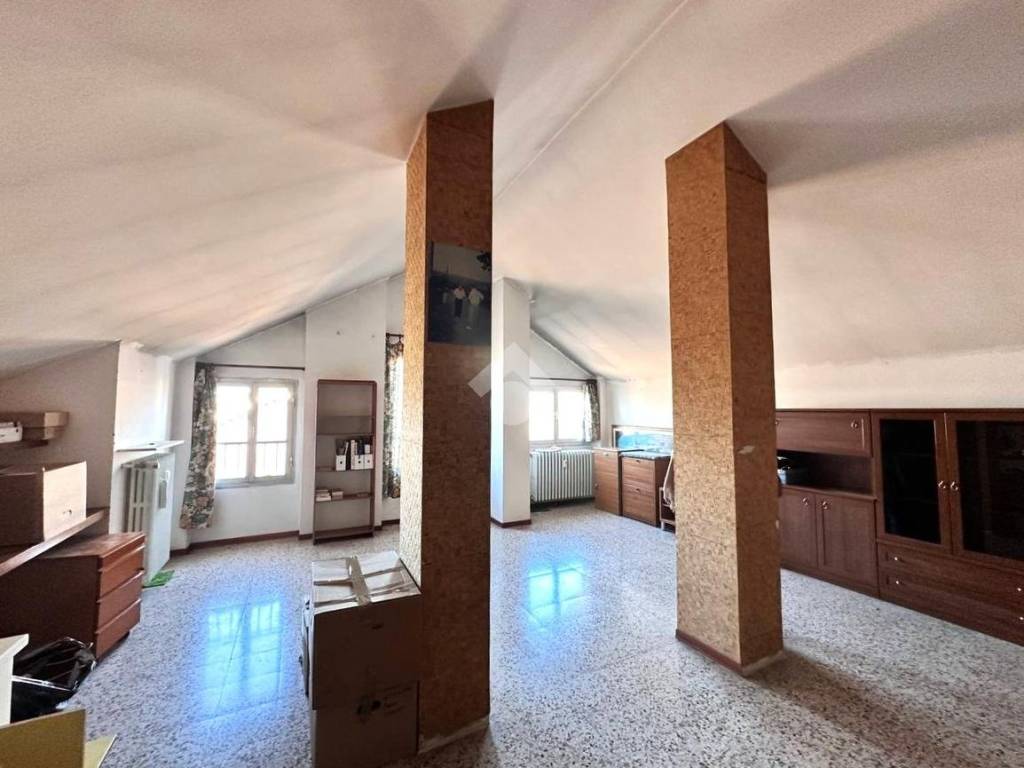 Appartamento a Tortona in Viale Fratelli Kennedy - Foto 2