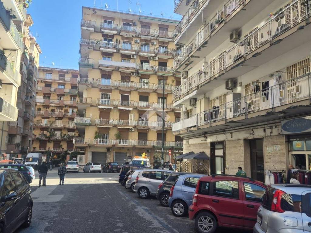 Immobile a Napoli in Via Guido De Ruggiero, 12 - Foto 4