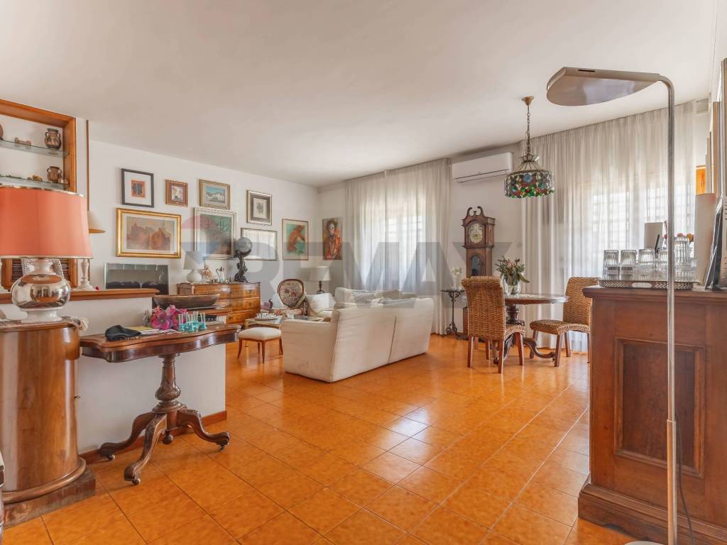 Appartamento a Bari in Viale Einaudi, 111 - Foto 2