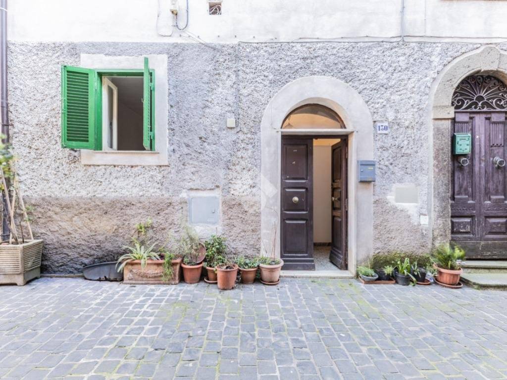 Appartamento a Bassano romano in Via S. Filippo Borgo, 130 - Foto 3