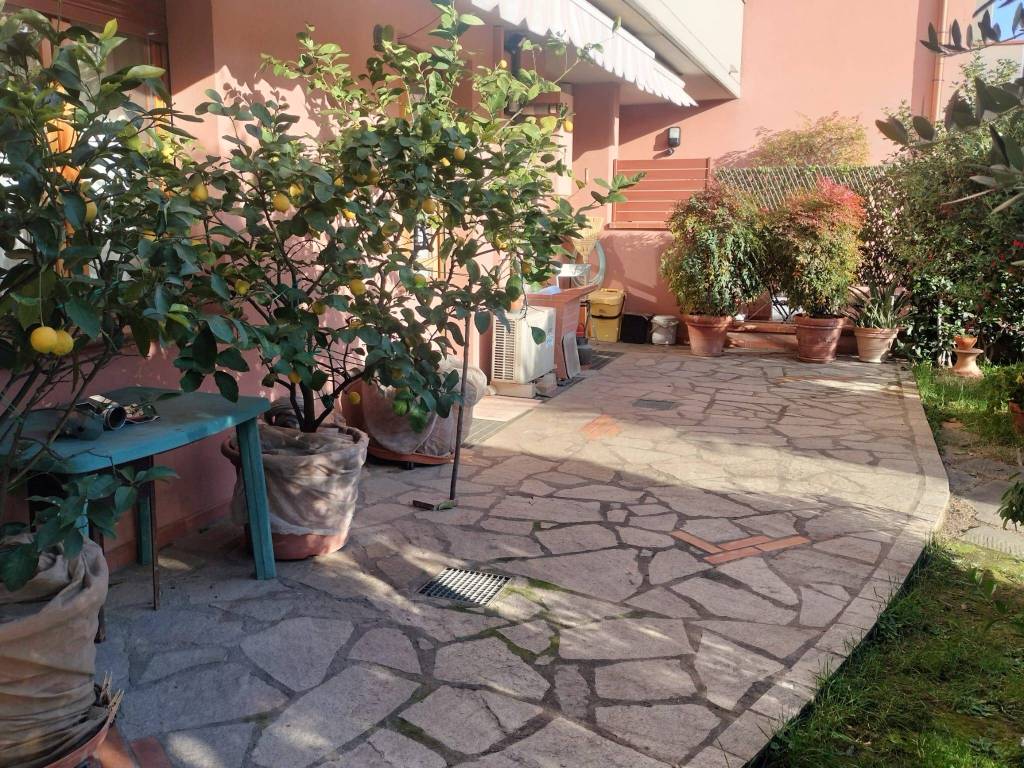 Appartamento a Calenzano in Via Daniele Manin - Foto 3